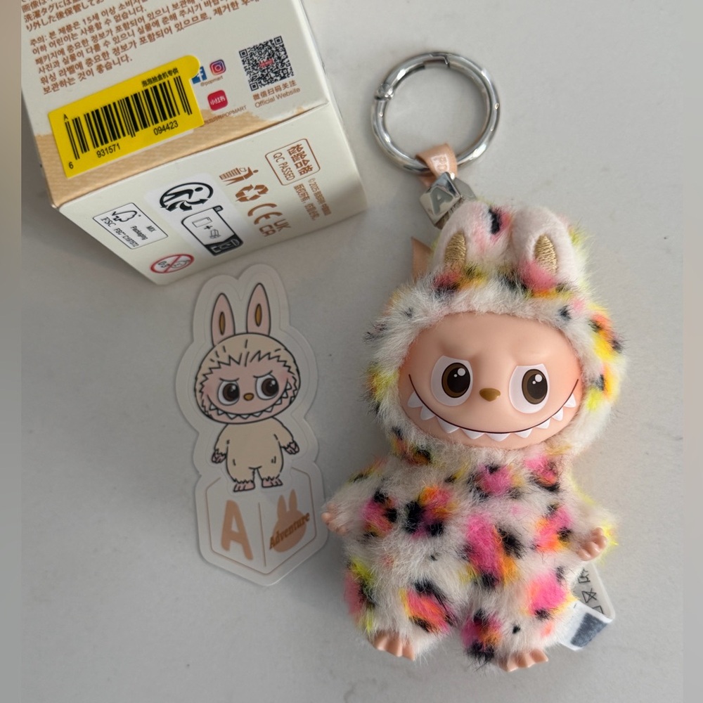CUSTOM LABUBU The Monsters Pin for Love Series Vinyl Plush Pendent, “A” ~ NWB - Picture 5 of 10